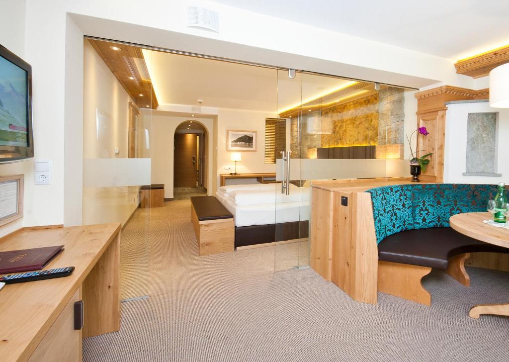 Hotel Tirol Ischgl Eksteriør bilde